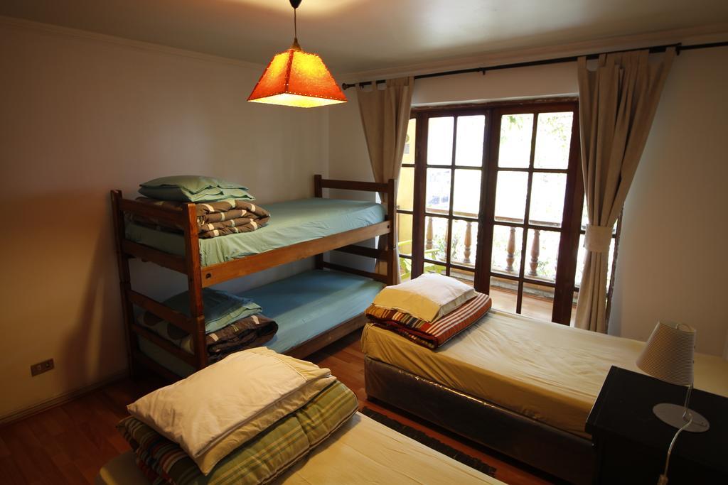 Backpacker'S Hostel Икике Экстерьер фото
